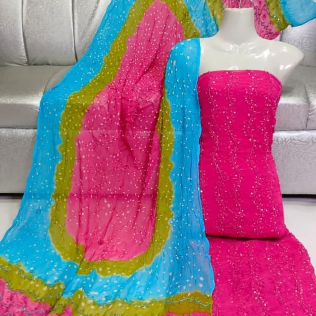 *Design* : Bahawalpur Trendy Hand work
*Quality* : 2 PCs Shirt and Dupatta